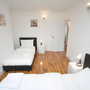4 Bedroom House In East , London United Kingdom